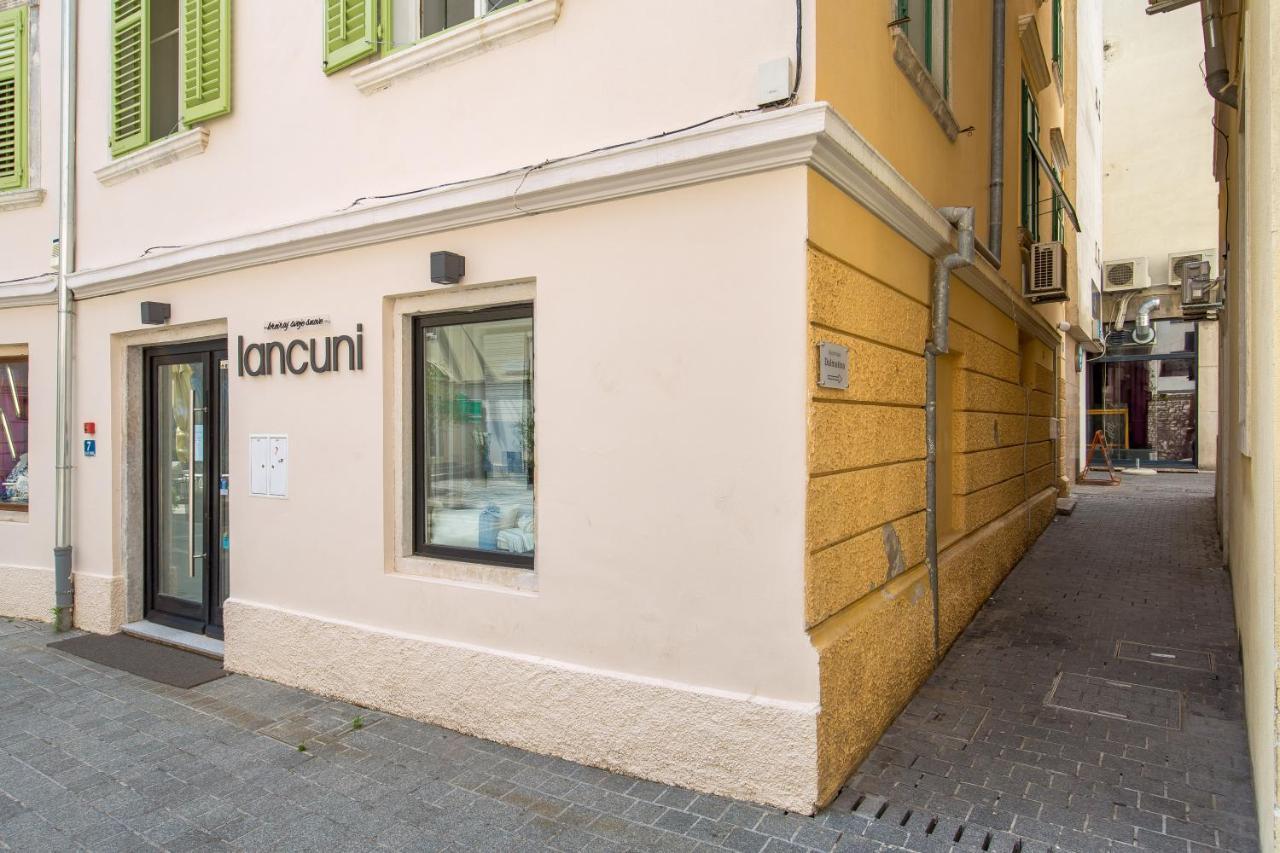 Central Apartments Dalmatina Rijeka Exterior foto